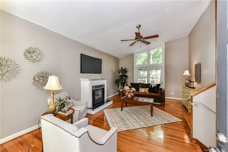 315 Cooper Dr, Charlotte, NC 28210