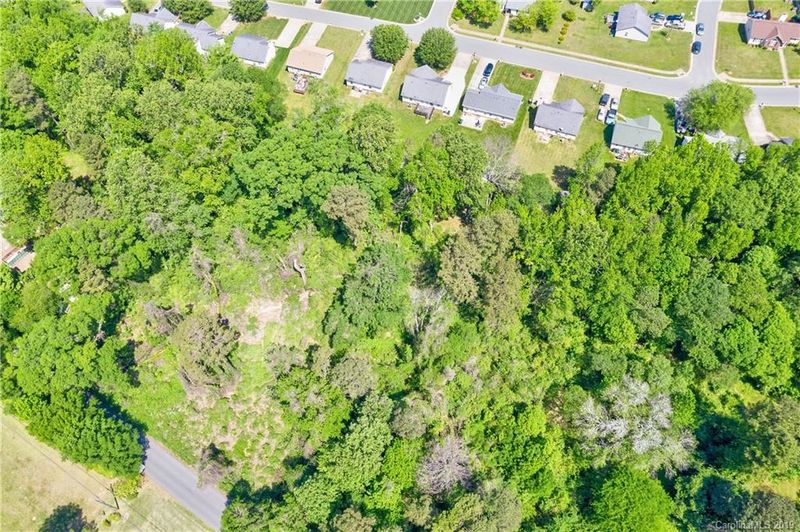 3025 Cochrane Dr, Charlotte, NC 28269