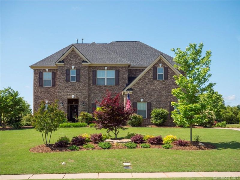 5303 Radcliffe Dr, Waxhaw, NC 28173