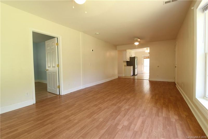 942 Alexis Lucia Rd, Alexis, NC 28006