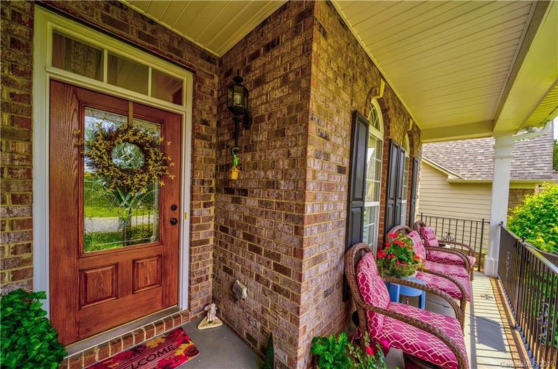 1281 Winged Foot Dr, Denver, NC 28037