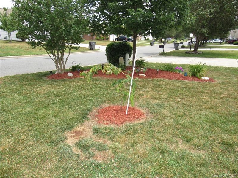 219 Ashmont Dr, Kannapolis, NC 28081