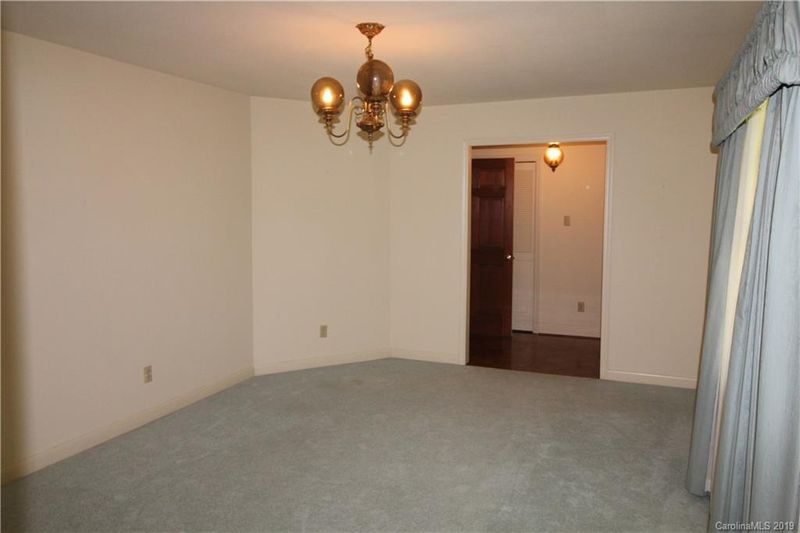 735 Waverly Pl, Statesville, NC 28677