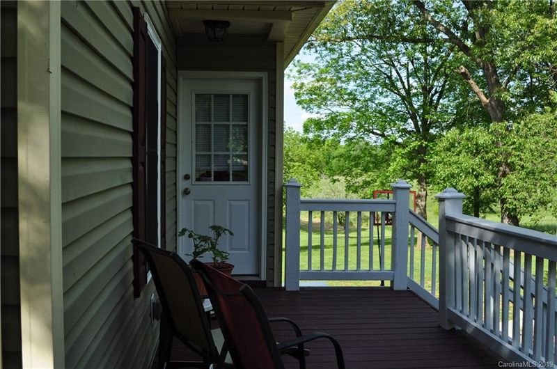 8875 Bowman Barrier Rd, Mount Pleasant, NC 28124