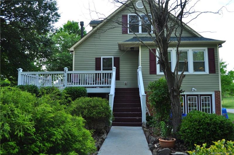 8875 Bowman Barrier Rd, Mount Pleasant, NC 28124