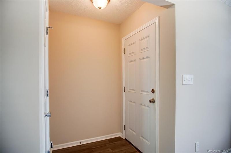 2524 Pine Bark Ct, Gastonia, NC 28052