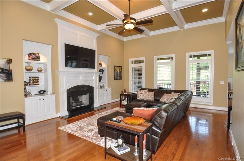 1321 E Monbo Rd, Statesville, NC 28677