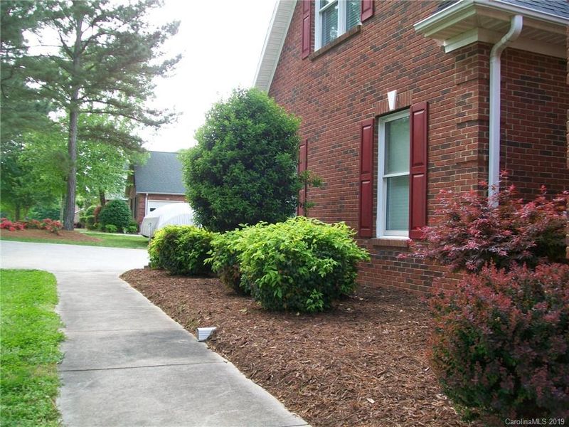 1250 Springlake Rd, York, SC 29745