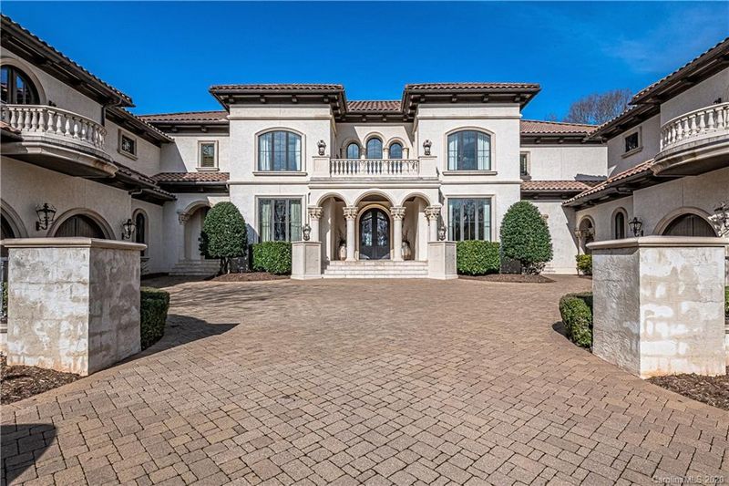 7512 Baltusrol Ln, Charlotte, NC 28210