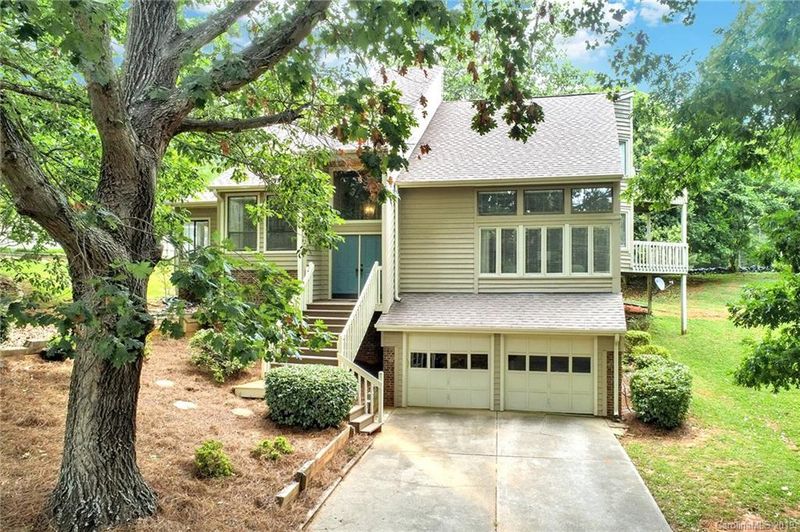 16077 Molokai Dr, Tega Cay, SC 29708