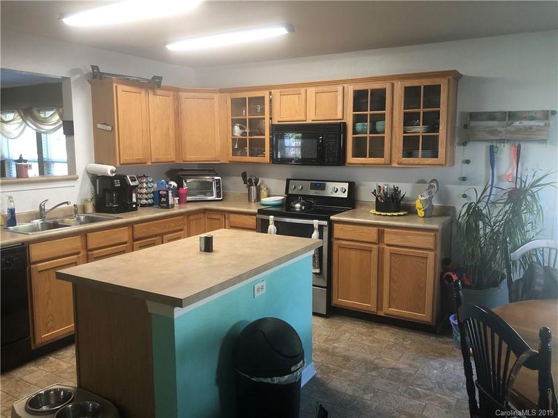 3418 Table Rock Dr, Gastonia, NC 28052