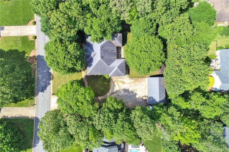 216 Timberlane Dr, Belmont, NC 28012