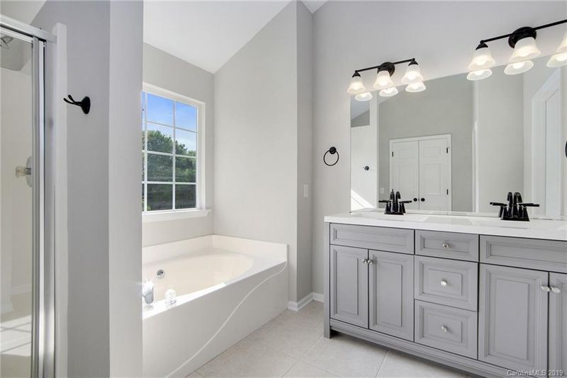 4631 Maplecrest Pl, Harrisburg, NC 28075