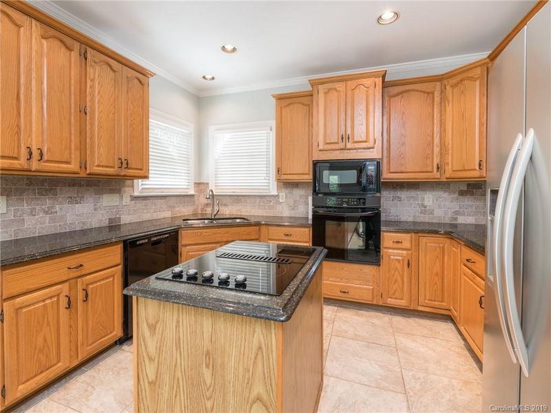 7013 Darnley Pl, Charlotte, NC 28226