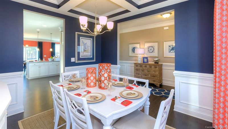 2017 Burton Point Ct, Waxhaw, NC 28173