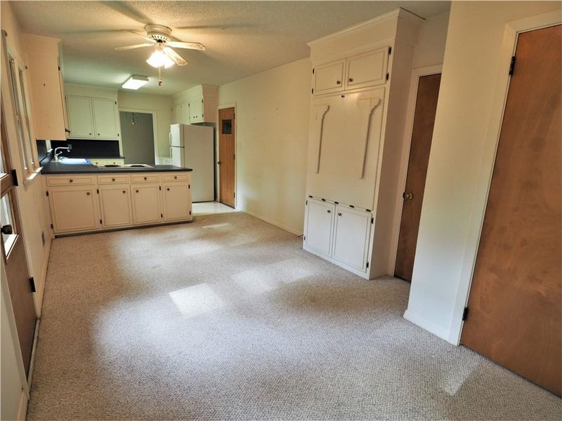 714 2nd Ave NE, Conover, NC 28613