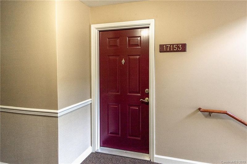17153 Doe Valley Ct, Cornelius, NC 28031