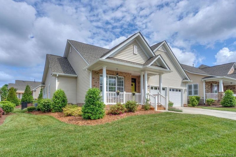 18315 Glenealy Dr, Cornelius, NC 28031