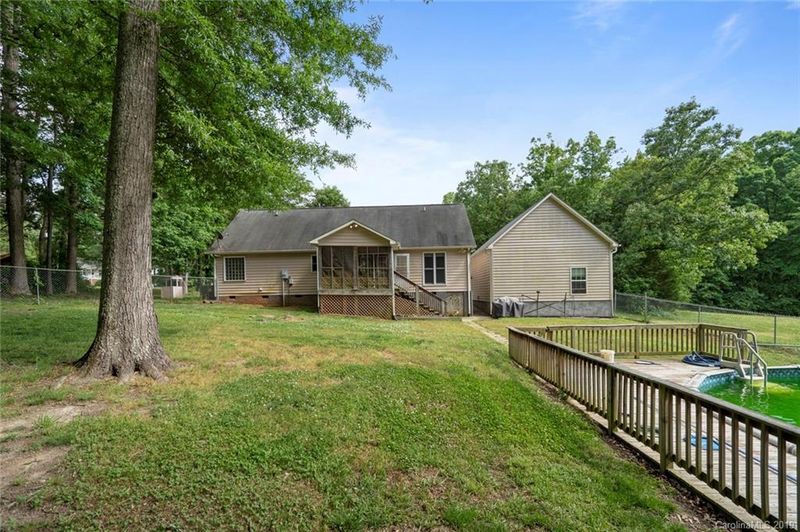 1452 Dove Landing Rd, York, SC 29745