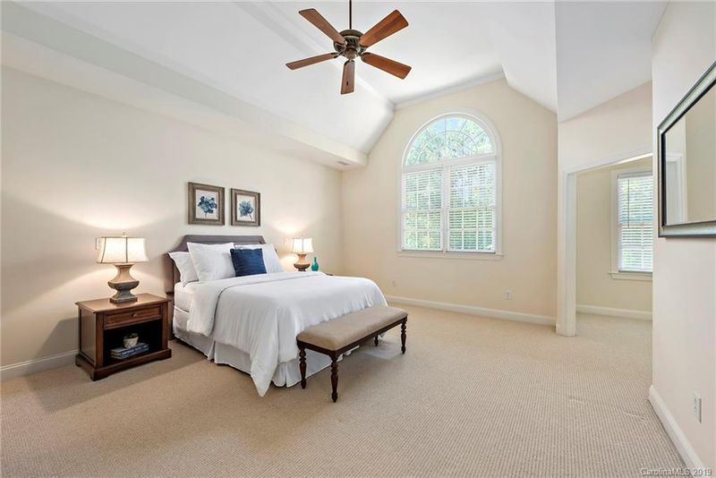 7317 Stonehaven Dr, Waxhaw, NC 28173