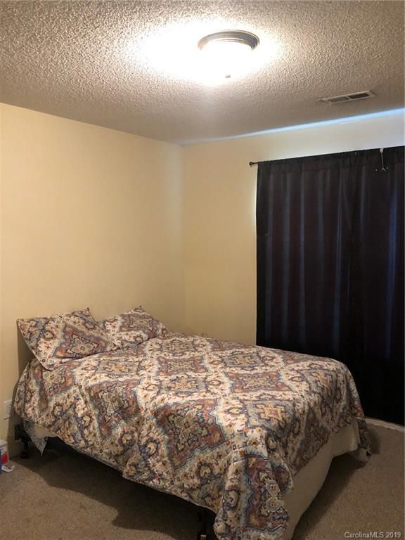 1084 Cherry Meadow Ln, Rock Hill, SC 29732