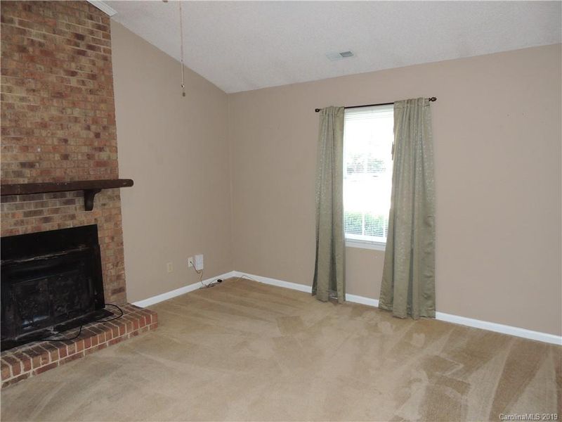 7347 Morris Pond Dr, Charlotte, NC 28227