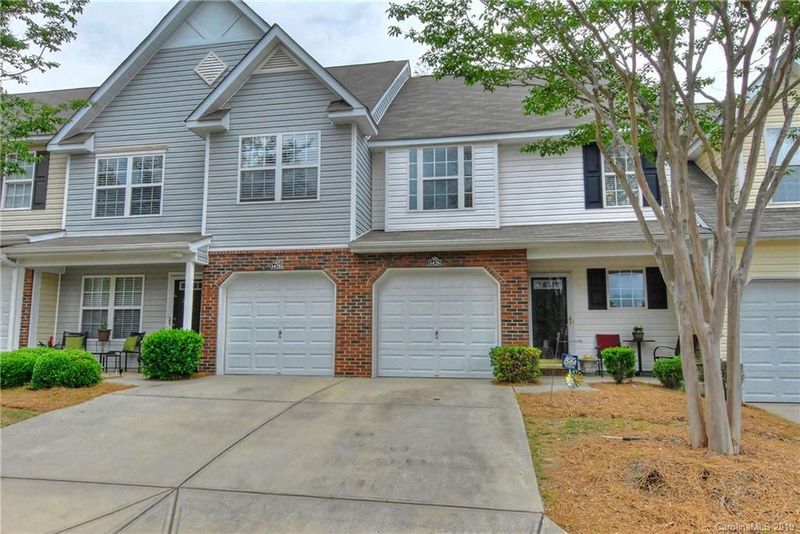 1426 Walnut Hill Dr, Rock Hill, SC 29732