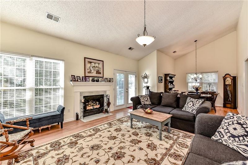 11124 Clayford Rg, Charlotte, NC 28215