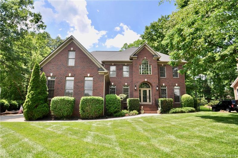 194 Knoxview Ln, Mooresville, NC 28117