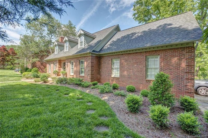 1552 Prancer Ln, Gastonia, NC 28056