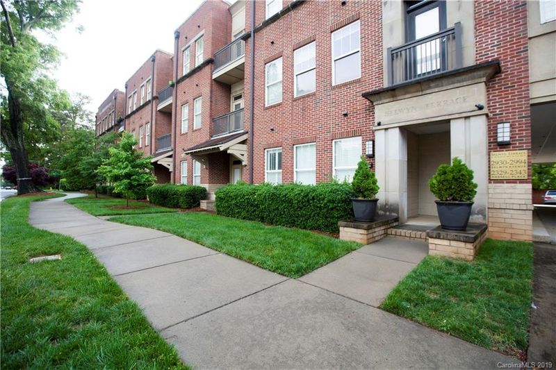 2936 Selwyn Ave, Charlotte, NC 28209
