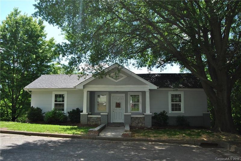 303 13th St, Cramerton, NC 28032