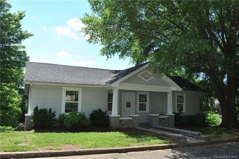 303 13th St, Cramerton, NC 28032