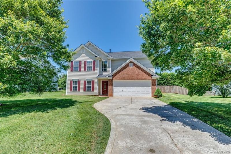 505 Danfield Dr, Clover, SC 29710