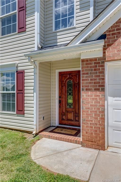505 Danfield Dr, Clover, SC 29710