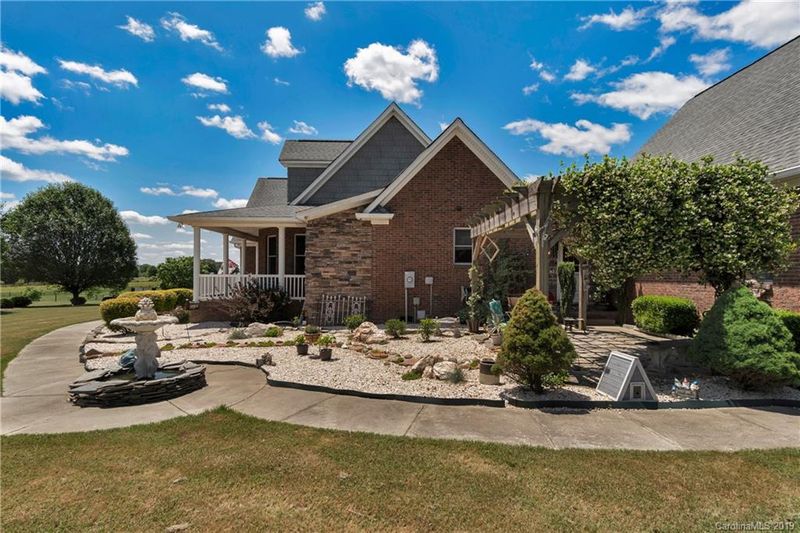 981 Adkins Rd, York, SC 29745