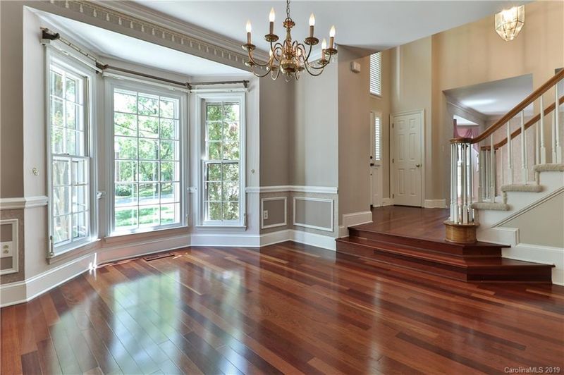 9328 Silver Pine Dr, Charlotte, NC 28277