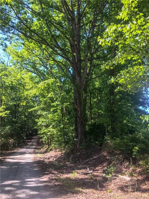 100 Mathis Dr, Union Grove, NC 28689