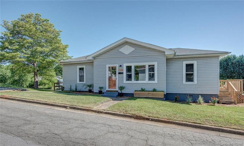 578 High St, Cramerton, NC 28032
