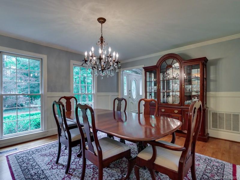 3301 Michelle Dr, Matthews, NC 28104