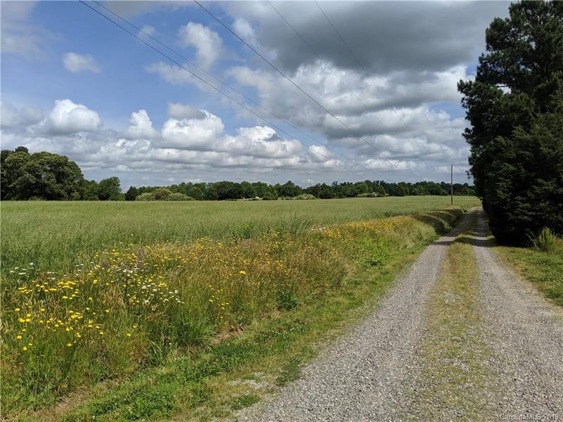 164 Nugget Ln, Troutman, NC 28166