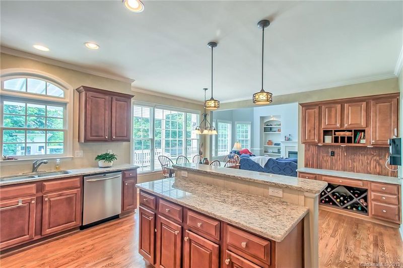 3066 Marblebrook Dr, Matthews, NC 28105