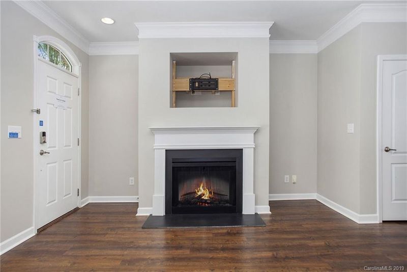 8917 Socata Way, Charlotte, NC 28269