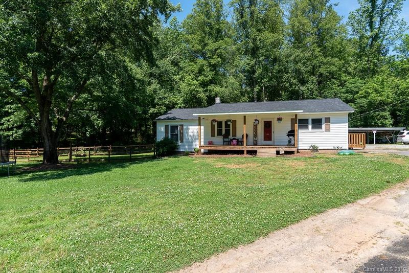 403 Hulls Grove Church Rd, Vale, NC 28168