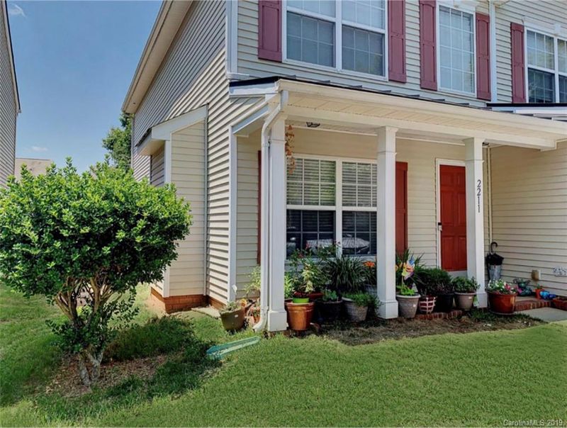 2211 Brandybuck Ln, Charlotte, NC 28269