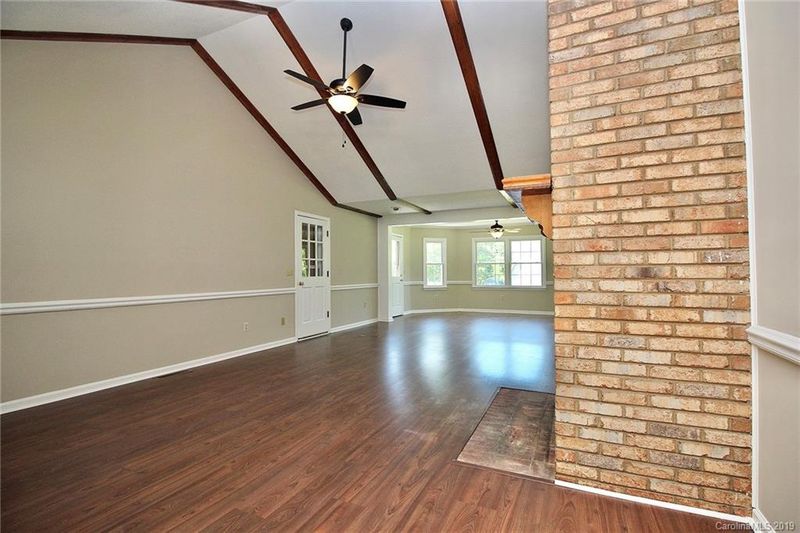 6524 Pharr Mill Rd, Harrisburg, NC 28075