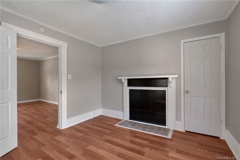 537 Chestnut St, Rock Hill, SC 29730