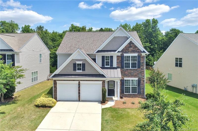 4453 Huntingdon Dr, Indian Land, SC 29707