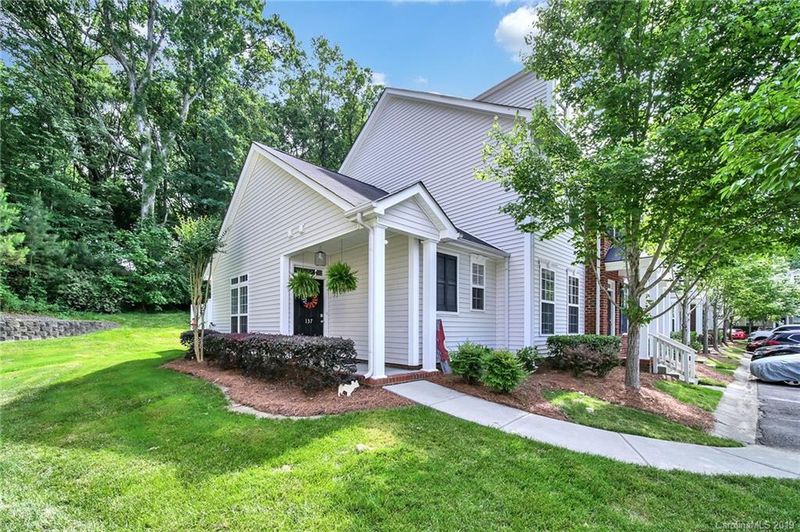 137 Charterhouse Ln, Fort Mill, SC 29715