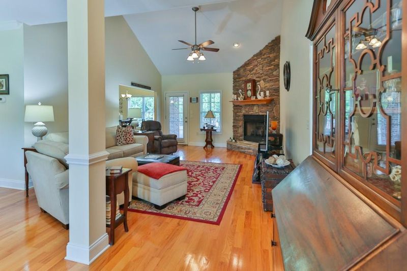 3447 47th Avenue Pl NE, Hickory, NC 28601